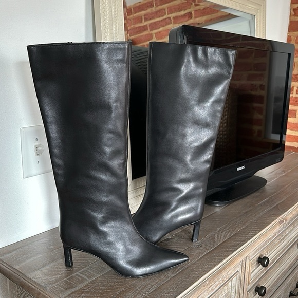 Zara HEELED LEATHER KNEE BOOTS. Black. Size 6. New with Tags. - Picture 5 of 9